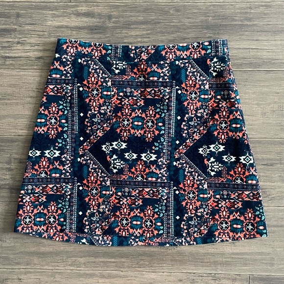 Divided Dresses & Skirts - Divided Skirt Velvet/Suede Feel Size 4 Short Skirt